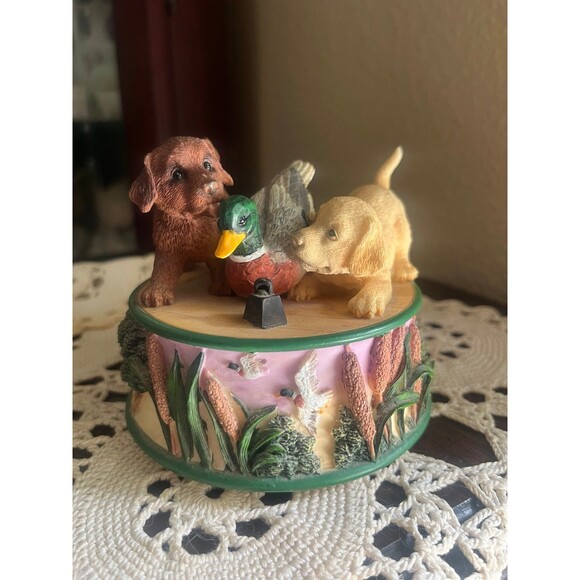 Vintage San Francisco Music Box Company “Playmates” - Picture 1 of 5